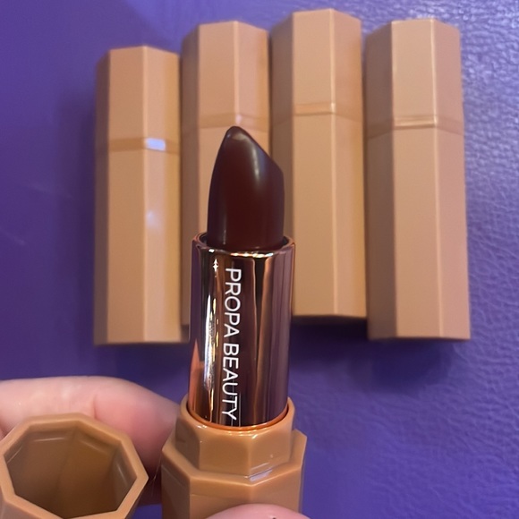 PROPA BEAUTY lipsticks x5 satin reds & neutrals BOMB - Picture 3 of 7